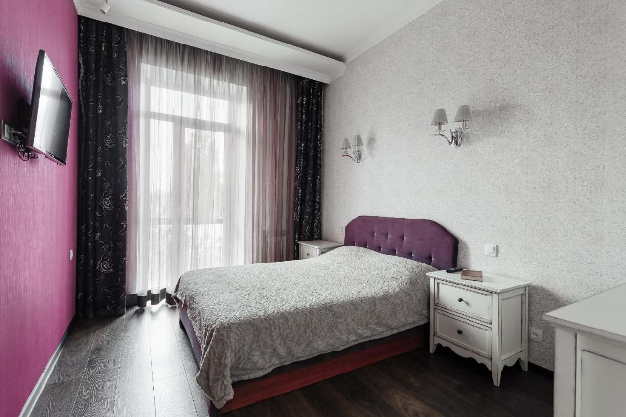 2 Bedroom On Deribasovskaya Str. Odesa Exterior foto